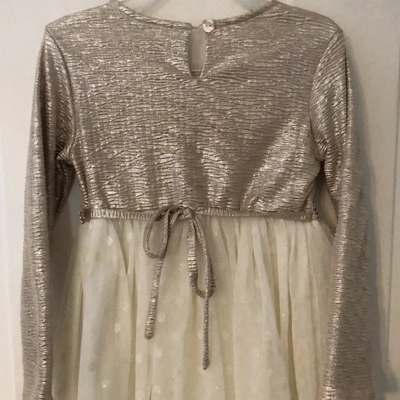 🐇🐣Easter Dress Little girls foil gold dress with tulle bottom - Picture 8 of 11